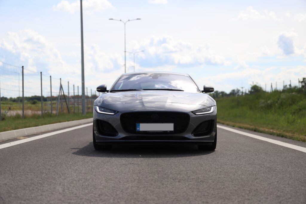 Jaguar F-Type Coupe 5.0L V8